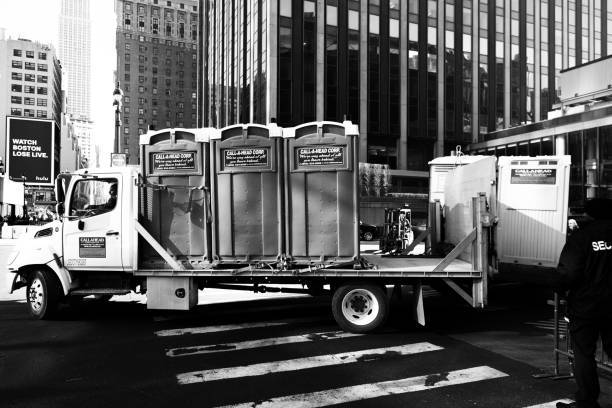 Best Best portable toilet rental  in Elmwood Place, OH